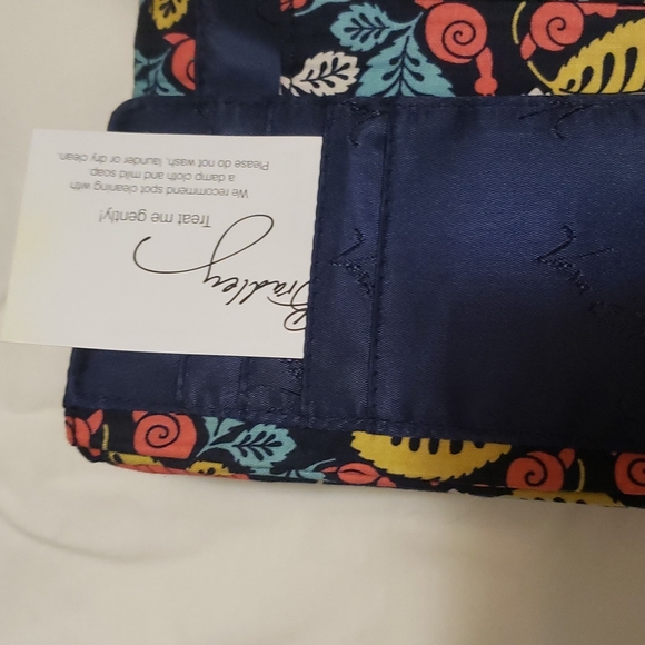 Vera Bradley "Happy Snails" Wallet - Picture 4 of 7